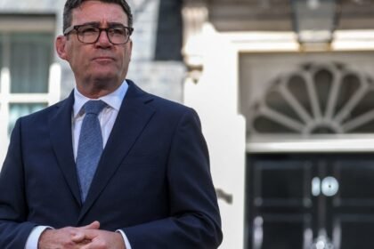 Britain is on 'thin ice,' warns ex-Bank of England chief economist — and it must act to 'appease financial markets'