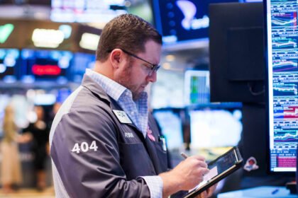 10-year Treasury yield hits highest level since 2002 as global bond rout gathers pace