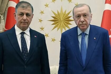İzmir's centre-left mayor joins Erdoğan's AK Party, shocking Turkish opposition