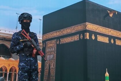 Houthis deny Saudi accusations of targeting Medina's holy sites