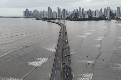 Tsunami threat after 7.6-magnitude earthquake strikes Panama, USGS says
