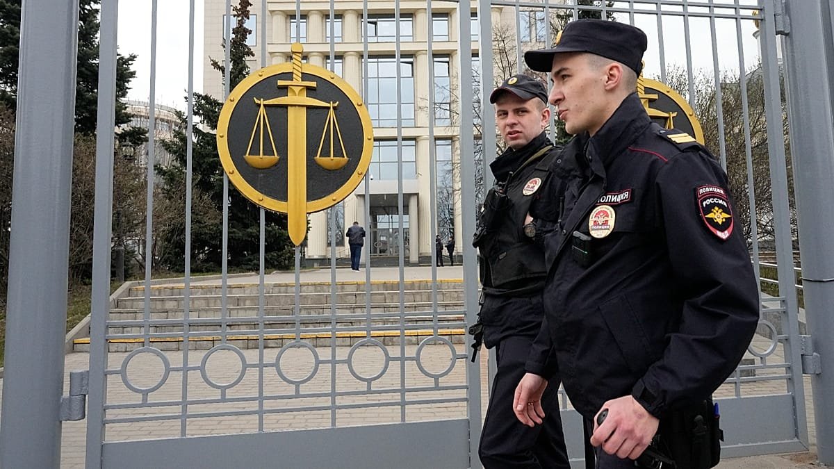 Russia's jury reform draws fire for handing verdicts back to the state