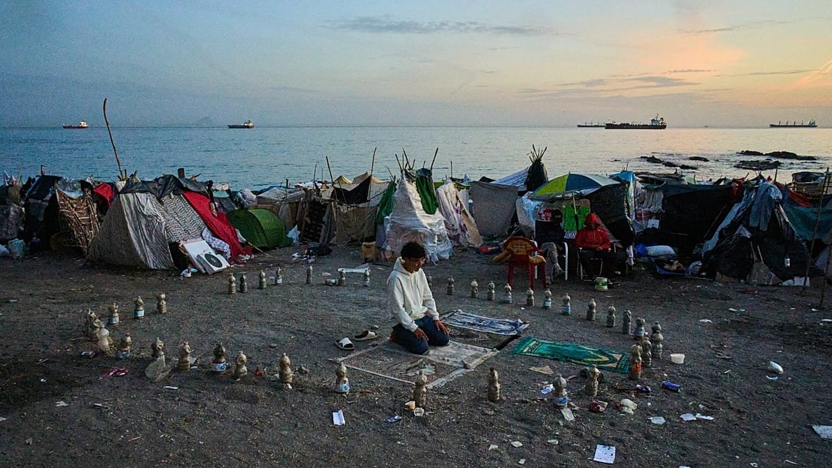 Spanish police remove over 3,000 migrants from Ceuta beach camp