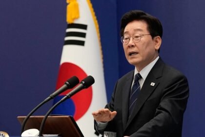 Kyiv open to 'constructive dialogue' after Seoul recalls its ambassador amid North Korean POW disclosure row