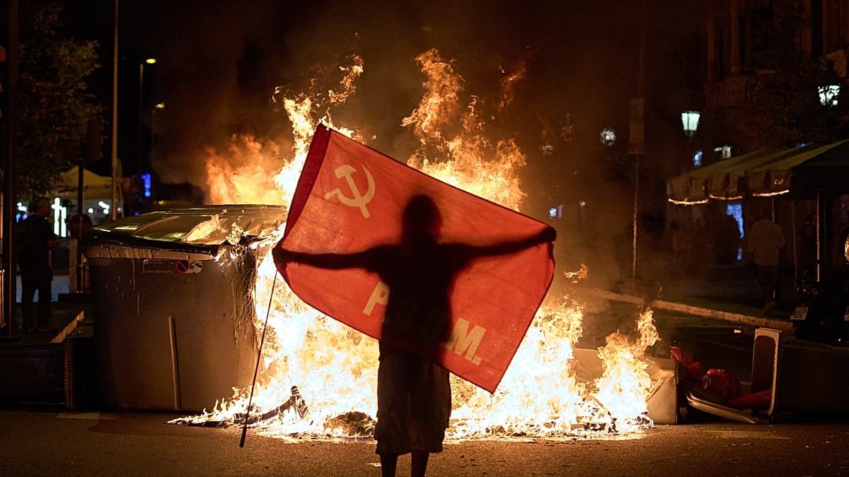 Housing protest turns violent in Barcelona with fires and arrests