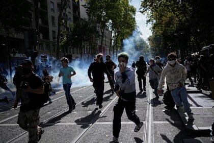 Clashes in French cities as students continue to protest over education funding