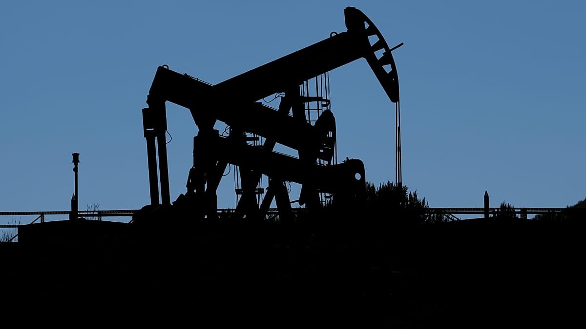 IEA says 325 million barrels of emergency oil released, with 75 million still to come