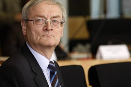 Ex-German intelligence chief arrested over suspected espionage