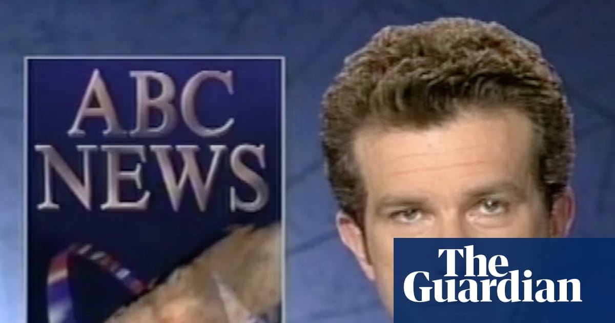 Richard Morecroft, veteran ABC news presenter, dies age 70 after cancer diagnosis