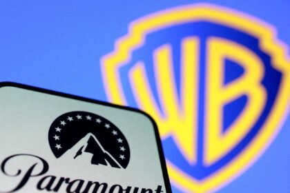 US judge approves settlement allowing Paramount to acquire Warner Bros