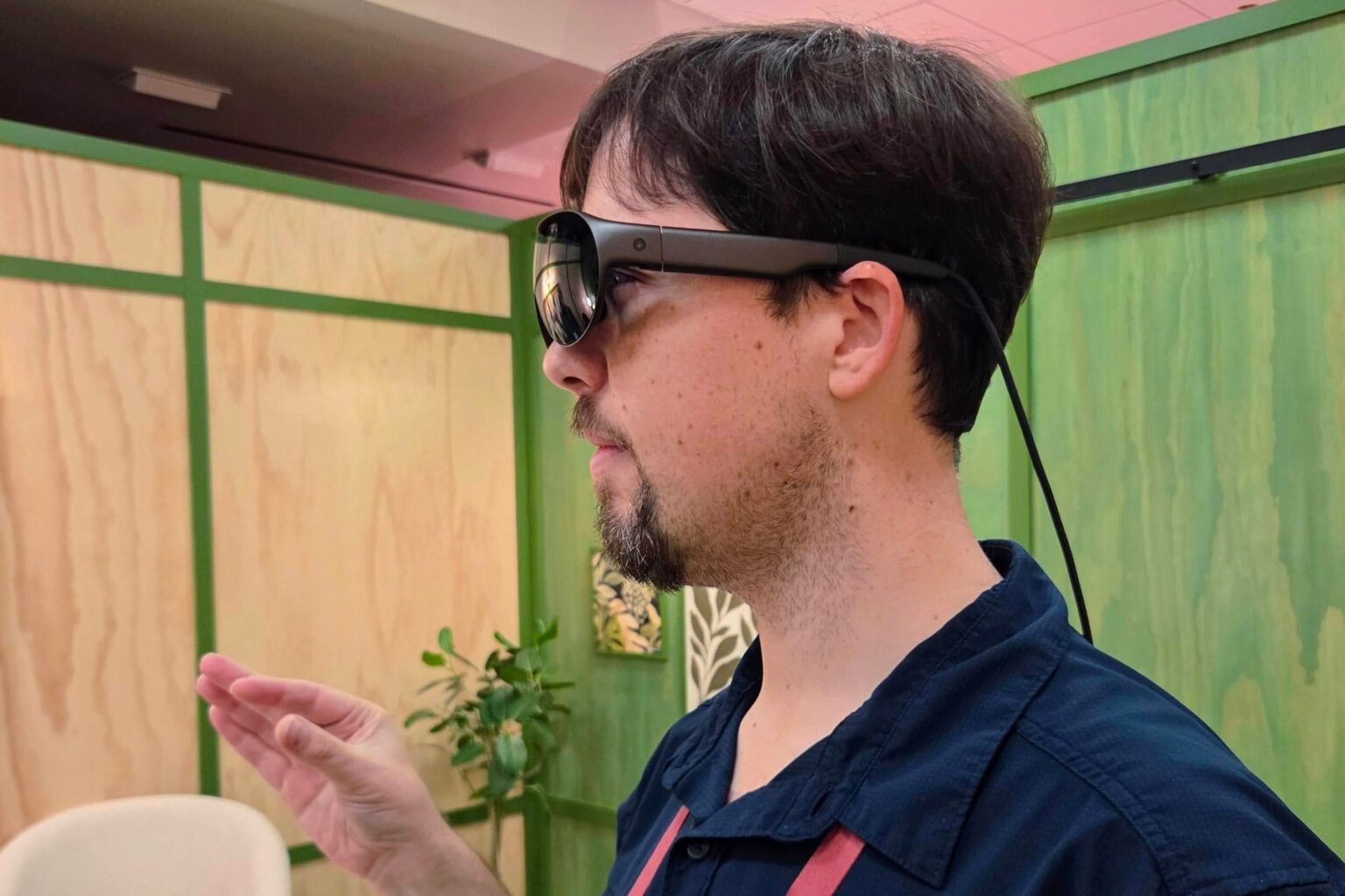 Can VR glasses save VR?
