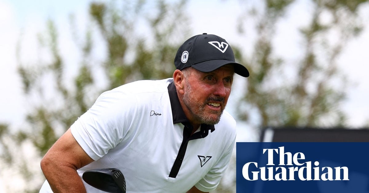 Phil Mickelson’s reps say he sought treatment for family trauma and addiction