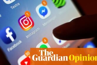 Own a mobile phone? Then you’re paying the ‘app tax’. It’s a racket and it’s time the UK faced Apple and Google down | Chi Onwurah