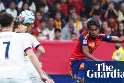 Lamine Yamal stars again as Spain see off Czechia and maintain perfect start