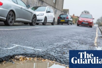 Reform UK-run council boycotts reporter after row over potholes