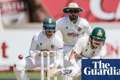 Renshaw keeps Australia’s hopes intact against South Africa after Maddinson gamble fails