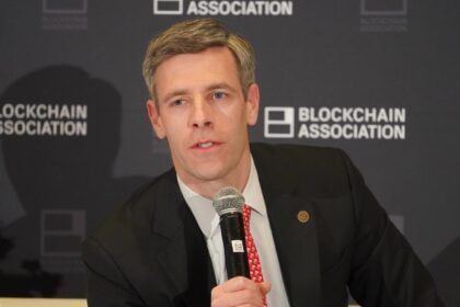 Bank group sues U.S. regulator over granting crypto trust charters