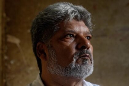 The vanishing world of India's street magicians