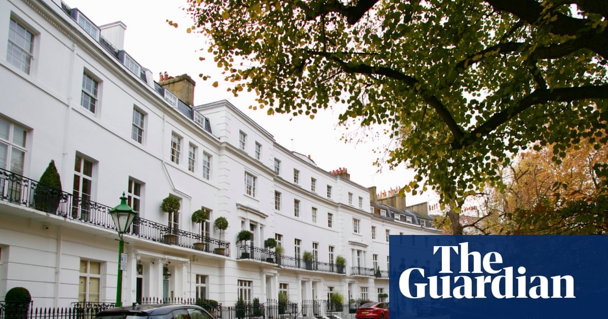 ‘People are deserting it’: why are London mansions struggling to sell?