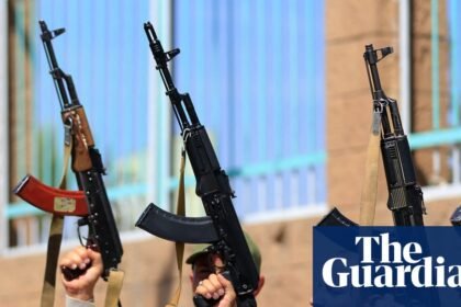 Houthi forces appear to make slow advance in south-west Yemen