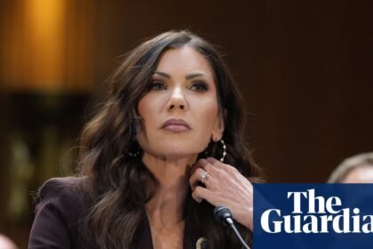 Kristi Noem, former Trump homeland security chief, files for divorce
