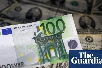 Euro falls to 17-month low against dollar amid French debt fears