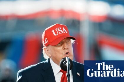 Trump announces $6.6bn defense shipyard owned by top Republican donor’s firm