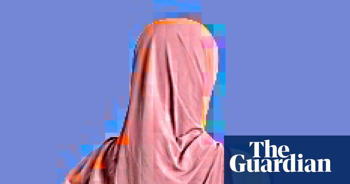 AI chatbots remove hijabs from images of Muslim women when prompted