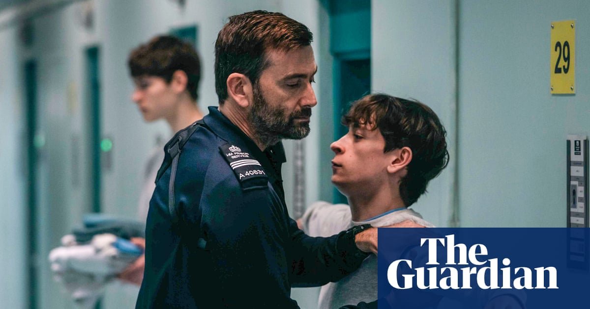 TV tonight: David Tennant stars in a brutally brilliant prison drama