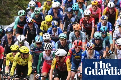 Riders stage safety protest before Giro di Lombardia: ‘We will not stand for this’