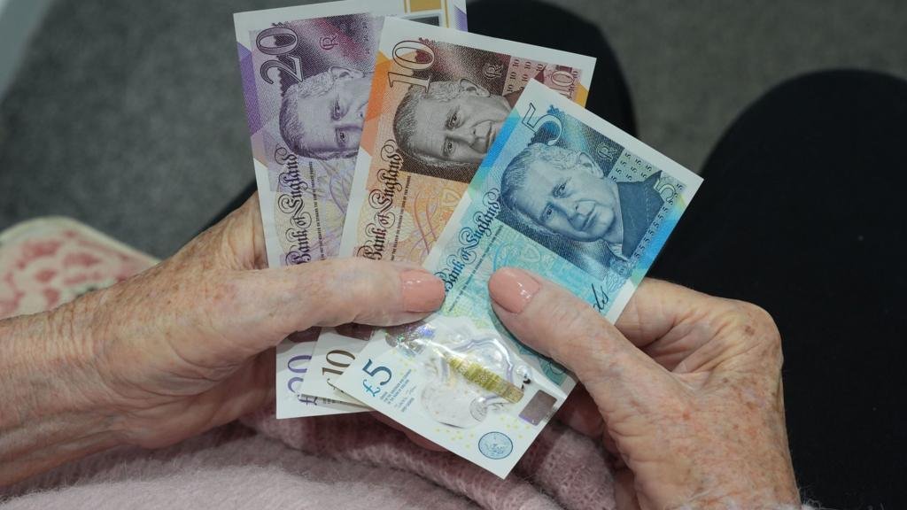 Pension tops £16,000 a year after 4.7% increase