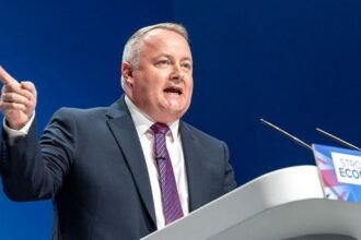 'Get on with the day job' - Welsh Tory leader attacks first minister's independence push