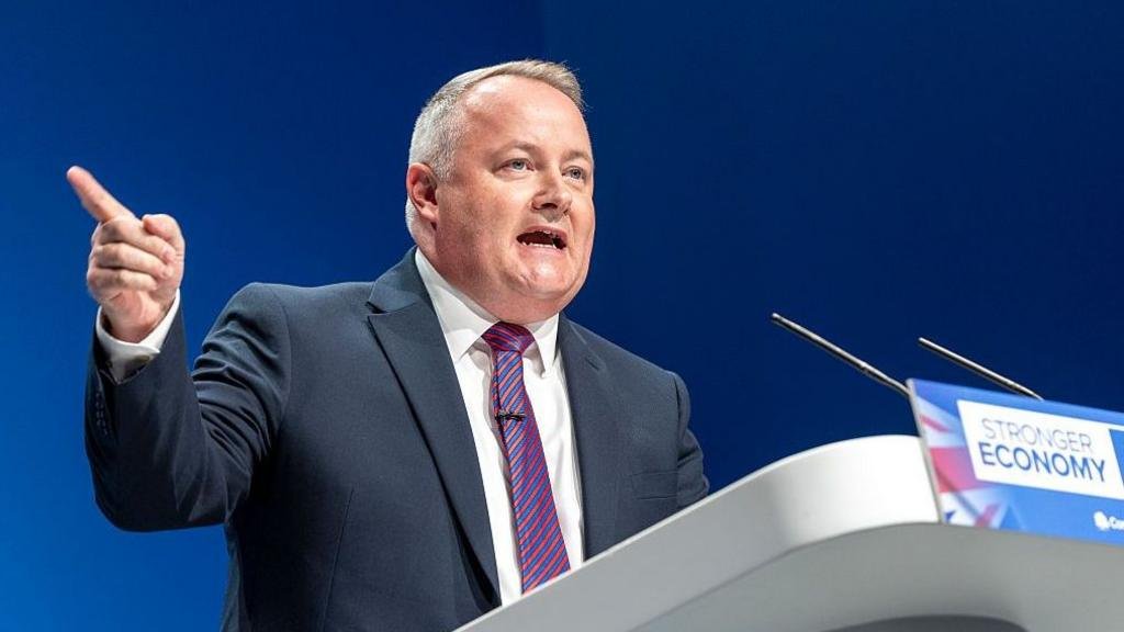 'Get on with the day job' - Welsh Tory leader attacks first minister's independence push