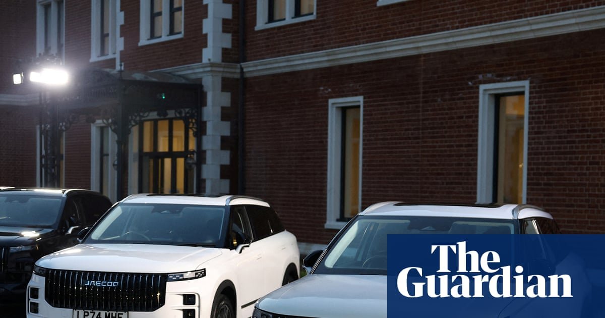 UK considering tariffs on Chinese car imports to align with EU, reports say