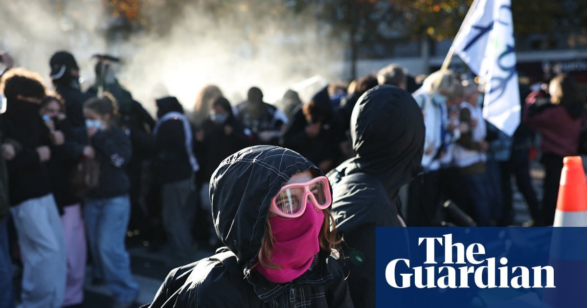 French students vow to continue protests, saying ministers’ pledges not enough
