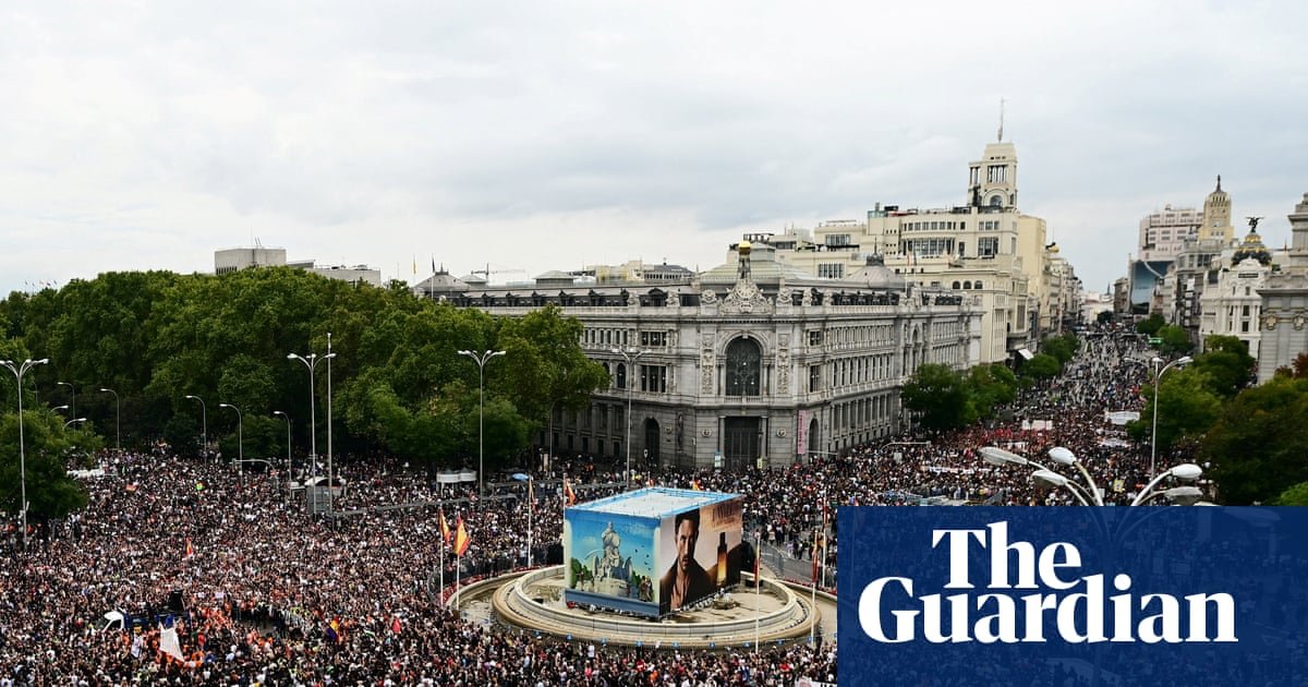 ‘This can’t go on’: tens of thousands protest against housing crisis in Spain