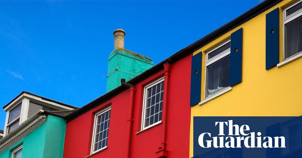 Average five-year fixed mortgage rate hits 6% for first time in three years