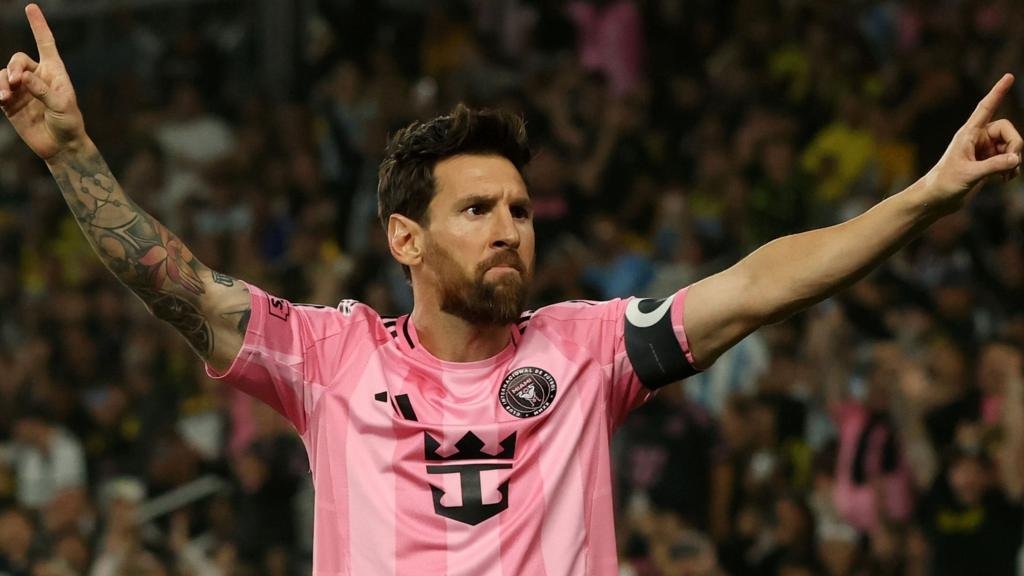 Messi completes purchase of second Spanish club
