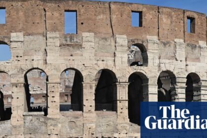 ‘I have to dodge them all the time’: Rome locals incensed by rise in golf cart tours