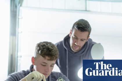 Create new pre-apprenticeship scheme to close youth unemployment gap, says Milburn