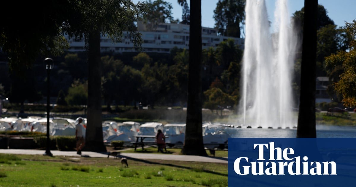 Southern California swelters as late-season heatwave smothers region