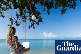 ‘I was making no money’: Travel agent side hustle promoted by influencers criticised over fees