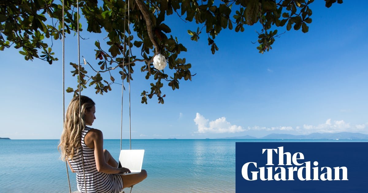 ‘I was making no money’: Travel agent side hustle promoted by influencers criticised over fees