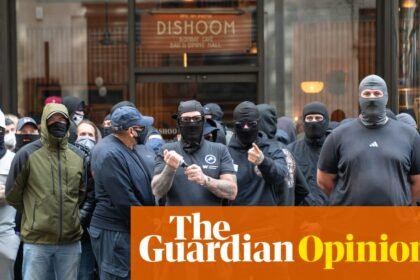 Ninety years on, the lessons of the antifascist battle of Cable Street have never felt more relevant | Sarah Sackman