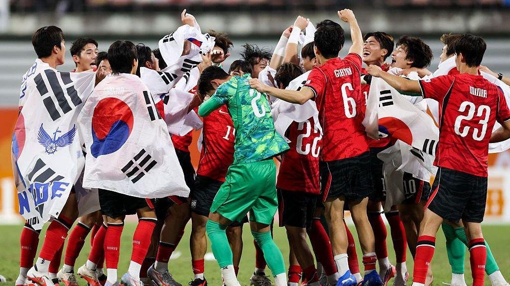 South Korea to review military service exemption after Asian Games row