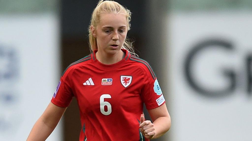 Euro 2025 heartbreak gives Wales' Davies 'extra motivation'