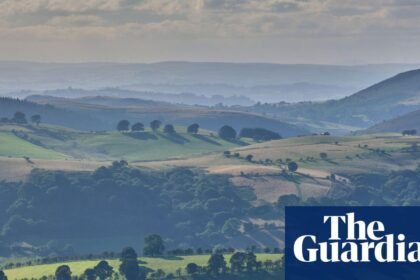 Fine scenery, historic towns and great pubs: a weekend walk on the Shropshire Way