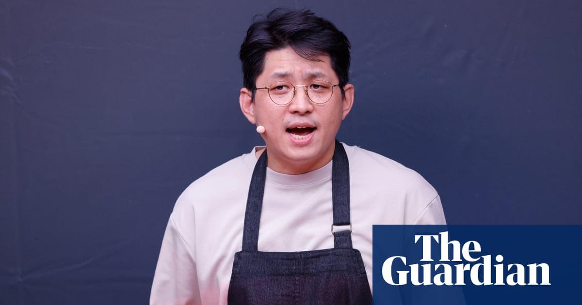 ‘Jelliness is my life motto’: jackpot theatre prize winner Jaha Koo on kimchi, K-pop and his robotic eel