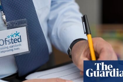 Headteachers threaten strike ballots after losing confidence in Ofsted