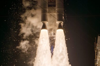 Rocket Report: A rare Falcon 9 scrub; is it just about Vulcan's time to shine?